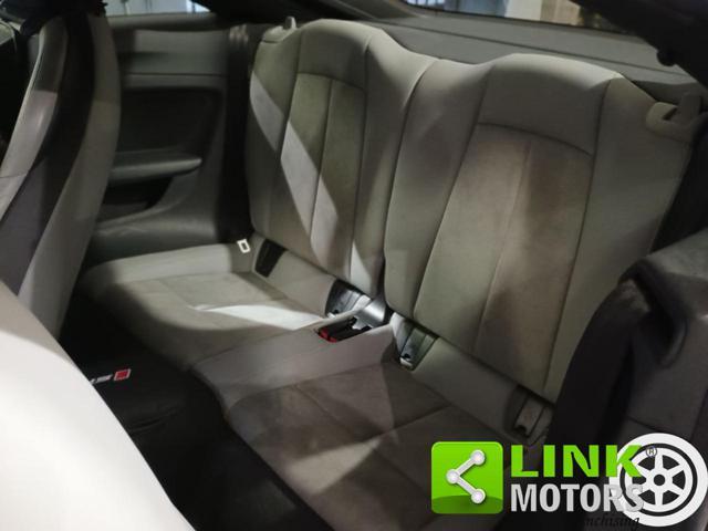 AUDI TT Coupé 2.0 TFSI S line