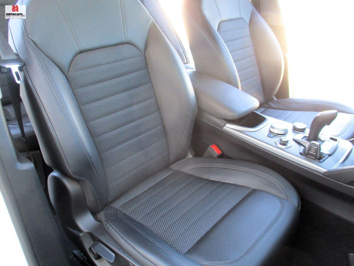 A.R.Stelvio 2.2 T.diesel 190CV AT8 Q4 SPRINT 2021