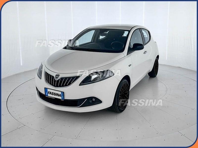 Lancia Ypsilon 1.0 FireFly 70cv Hybrid Platino
