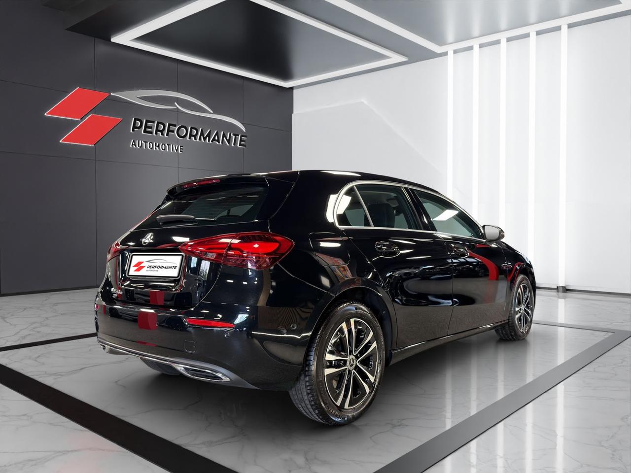 Mercedes A 250 e Plug-In-Hybrid Progressive Advanced Speedshift DCT AMG 8G