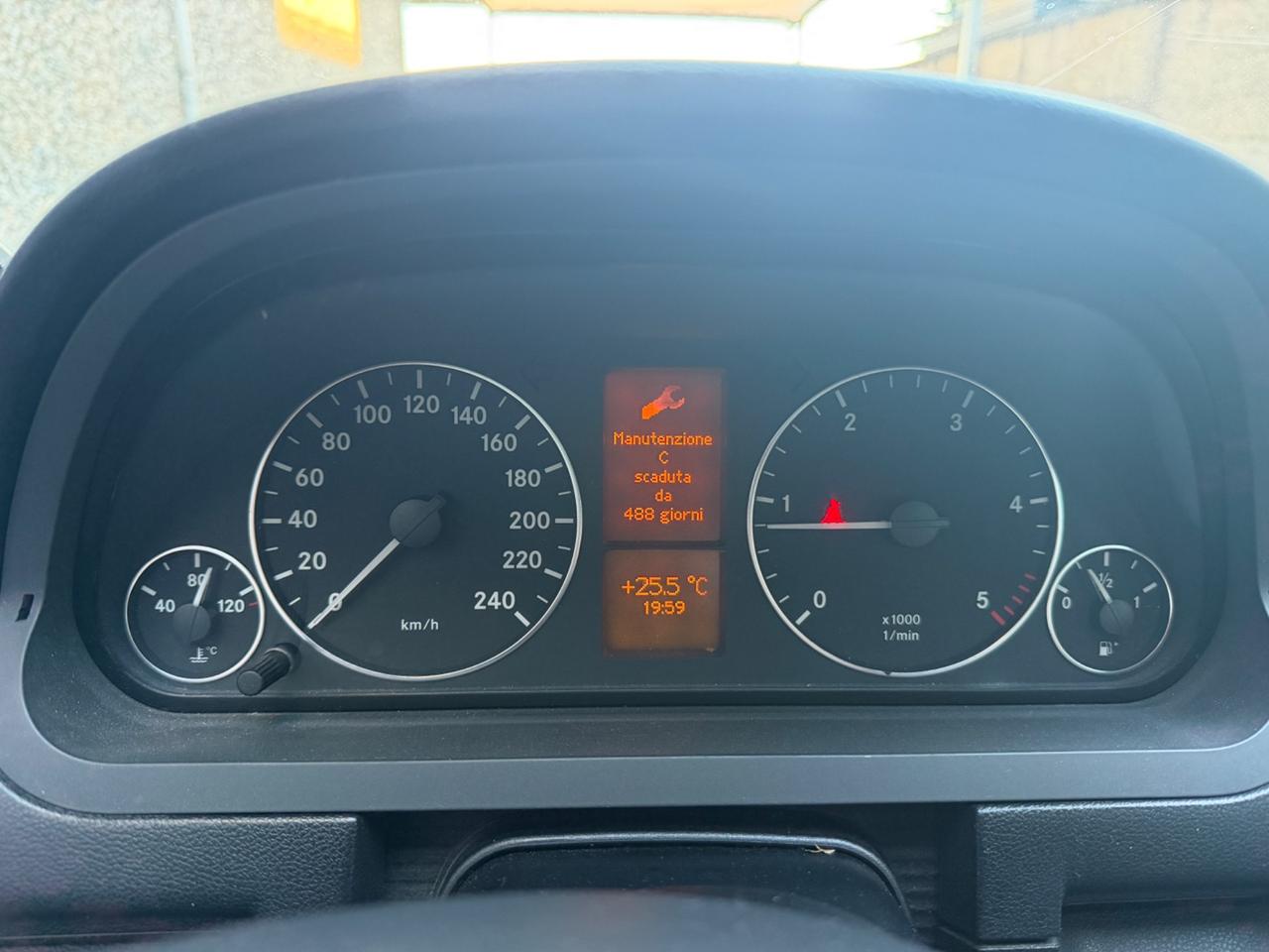 MERCEDES AVANGARDE A180 CDI EURO5B