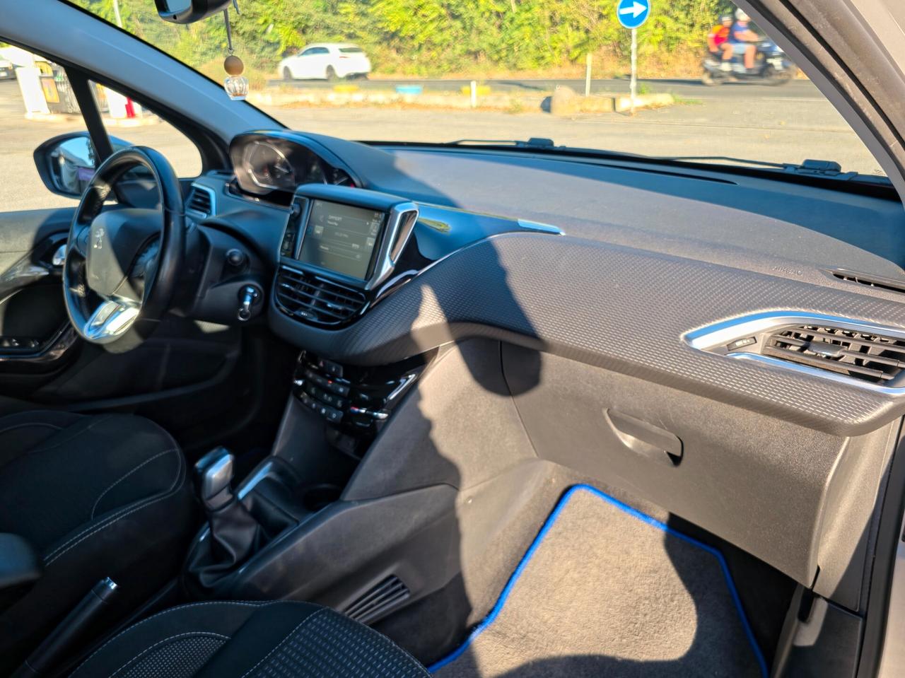 Peugeot 208 BlueHDi 75 5 porte Allure E6B Manuale NEO 2016