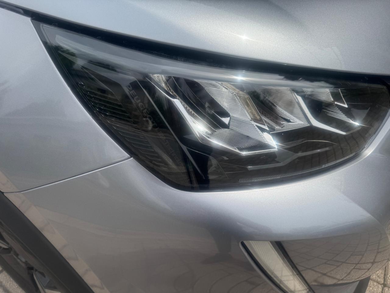 Peugeot 2008 PureTech 130 EAT8 37000KM