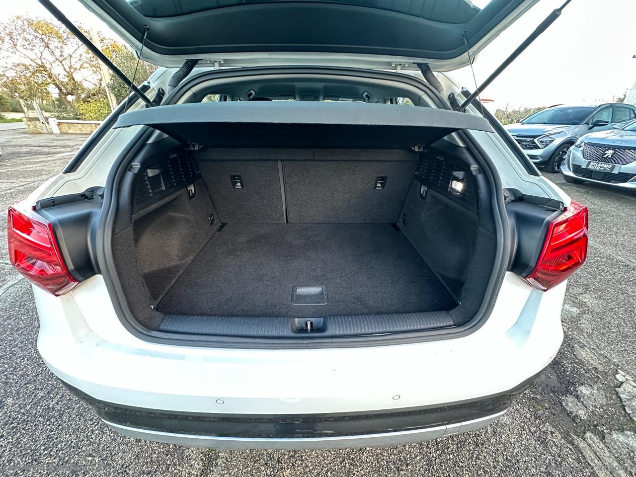 AUDI Q2 1.6 TDI S tronic Sport