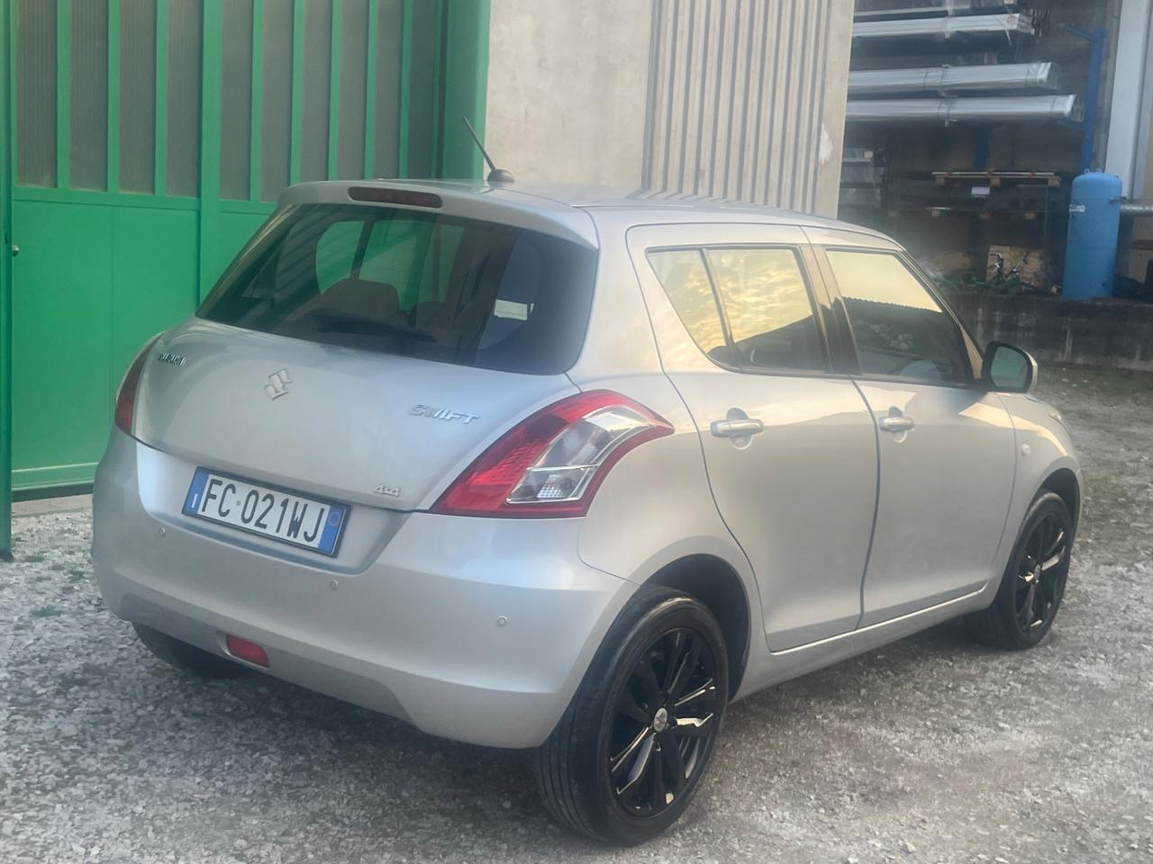 Suzuki Swift 1.2 Dualjet 4WD 5 porte B-Road S&S