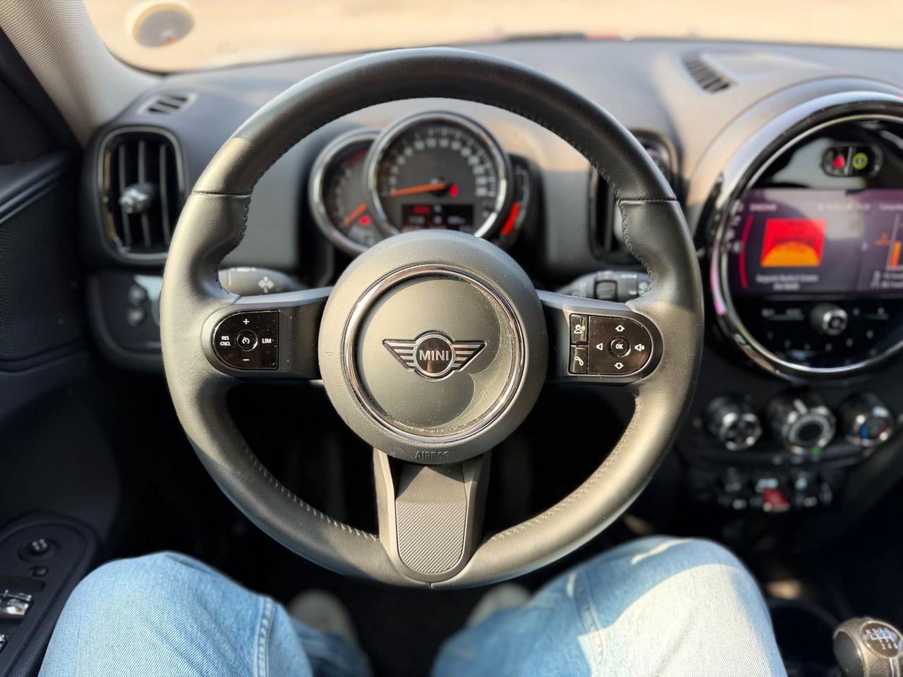 Mini Cooper Countryman Essential 1.5 One #11787