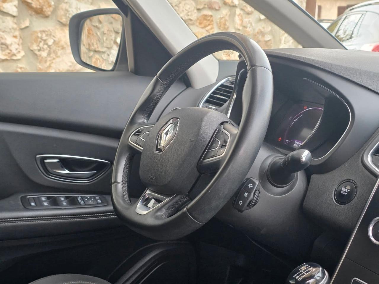 Renault Scenic Scénic Blue dCi 120 CV Initiale Paris