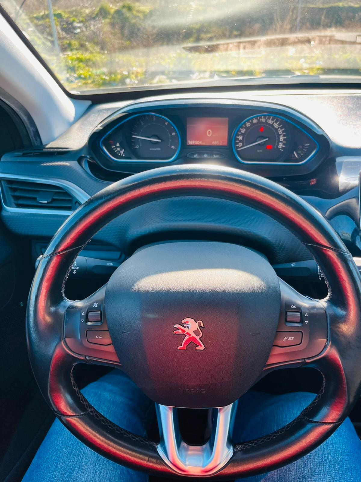 Peugeot 2008 1.6HDI TETTO PANORAMICO FULL 2017