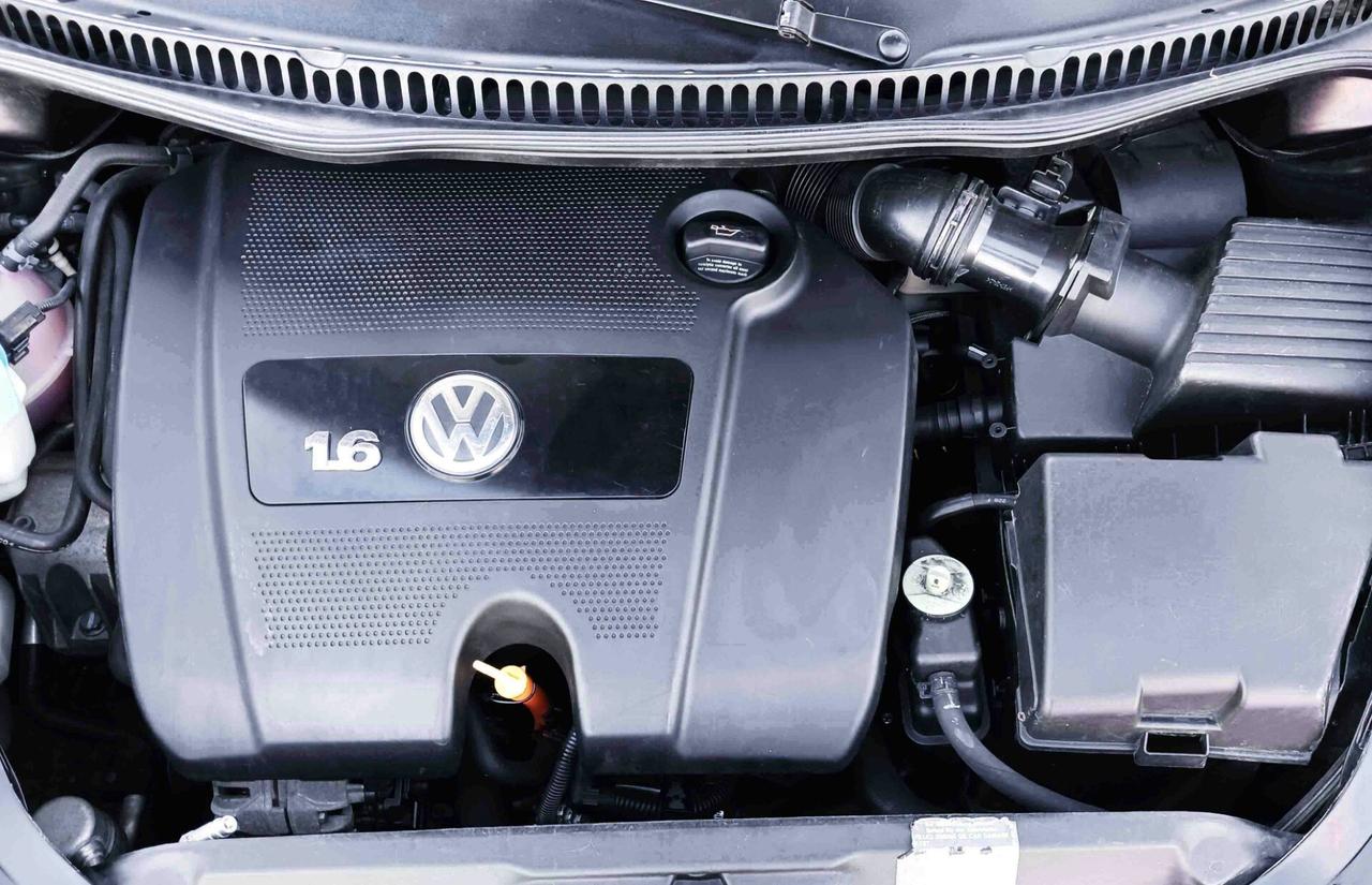 Volkswagen New Beetle CABRIOLET