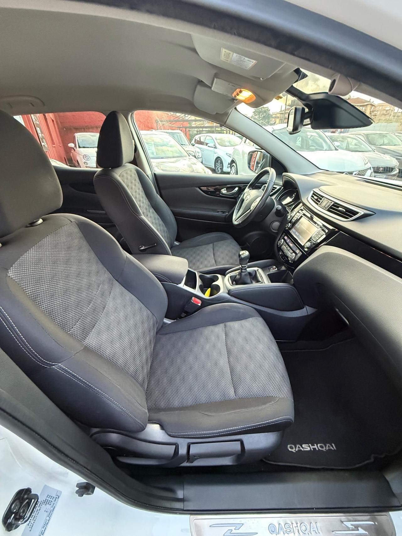 Qashqai 1.2 DIG-T -( 59 mila km ) -unirlo-rate-garanzia