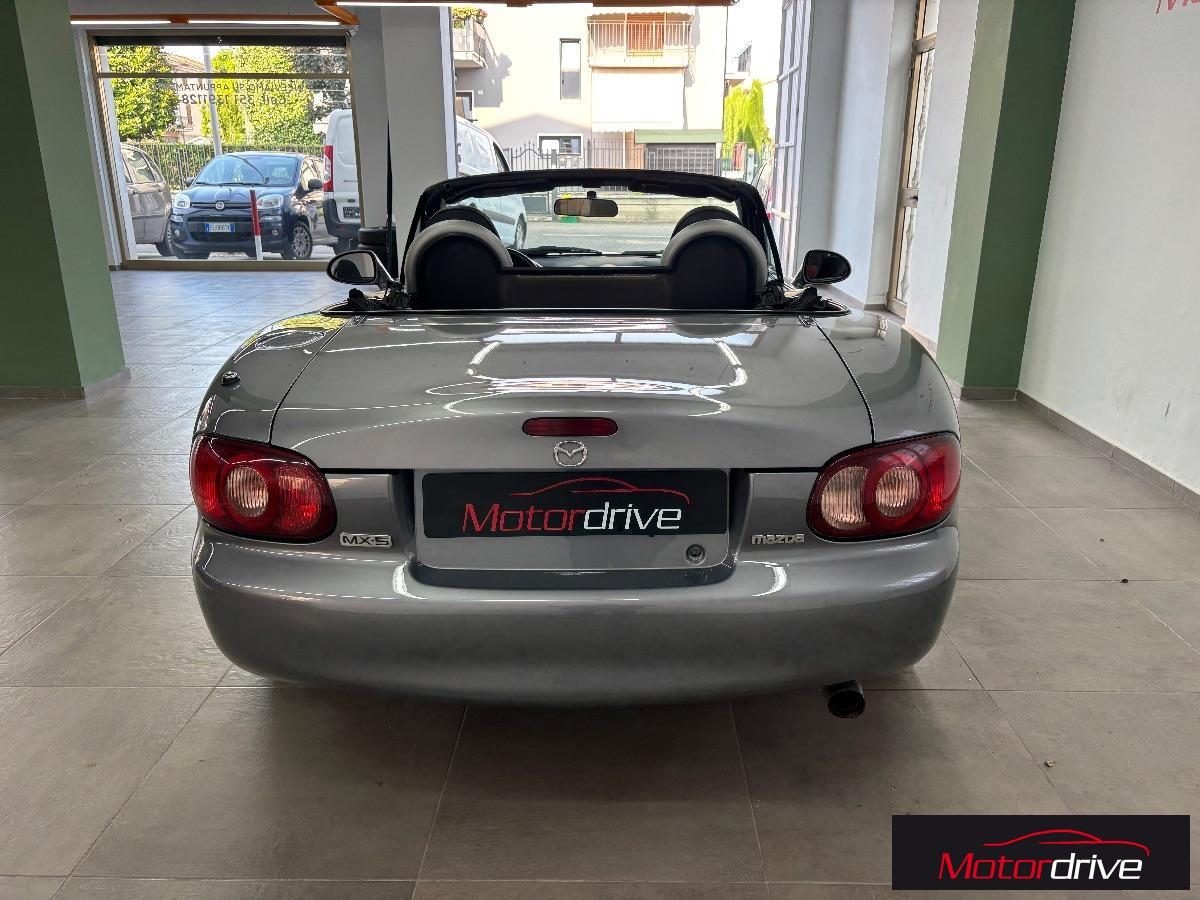 MAZDA - MX-5 - 1.8i 16V Vanity