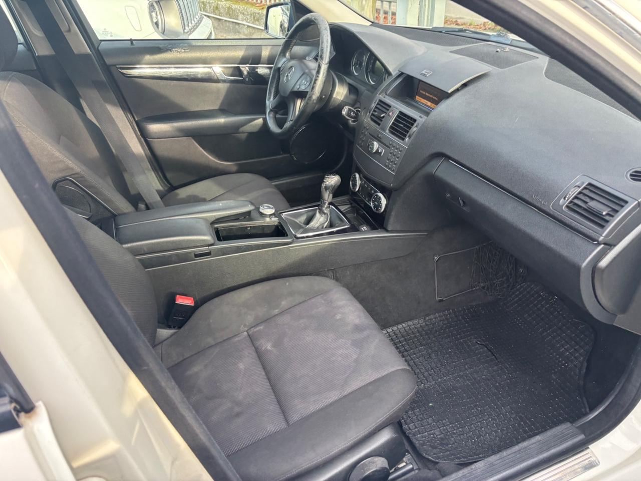 Mercedes-benz C 200 CDI BlueEFFICIENCY Elegance