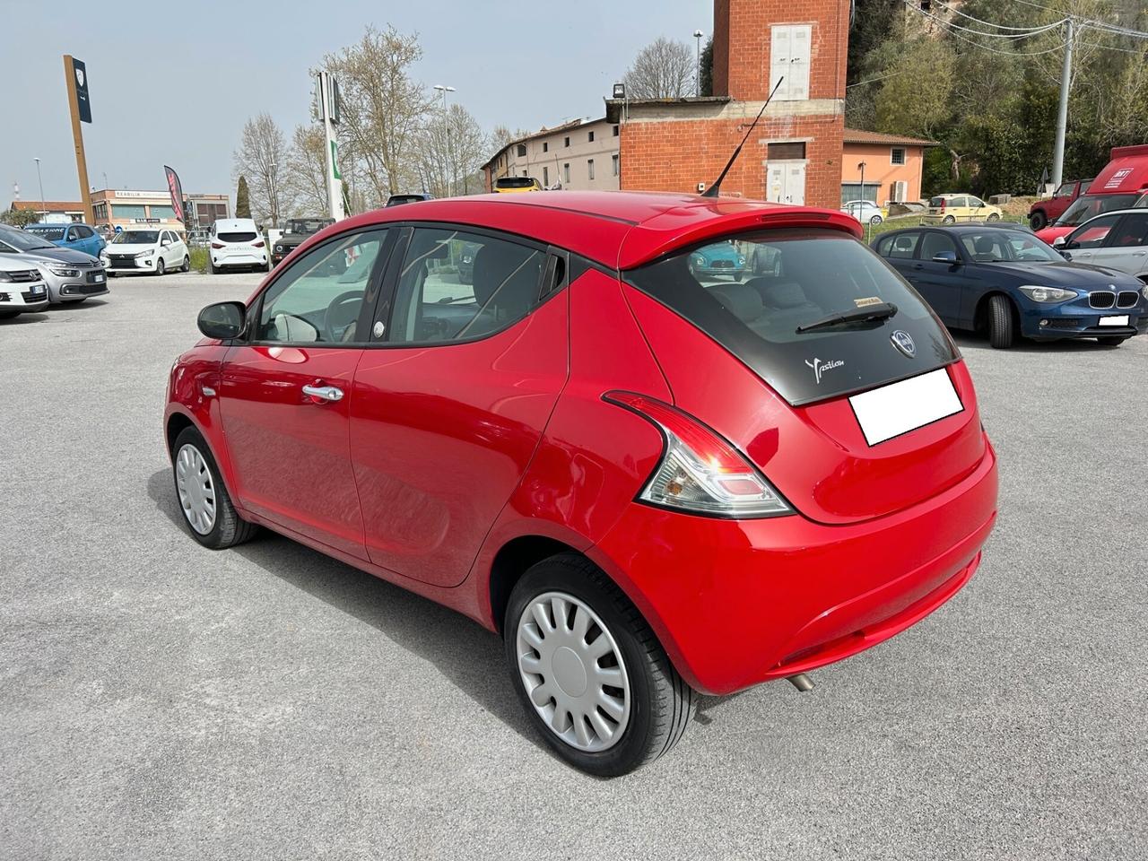 Lancia Ypsilon 1.2 69 CV GPL Ecochic Gold NEO PATENTATI !