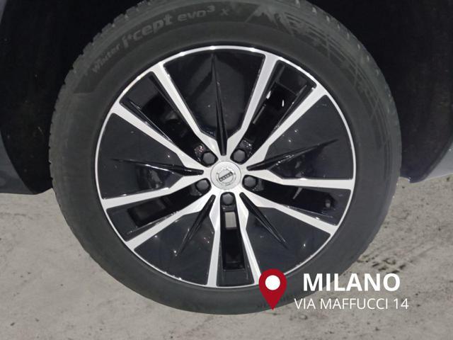 VOLVO XC90 B5 (d) AWD Geartronic 7 posti Momentum Pro