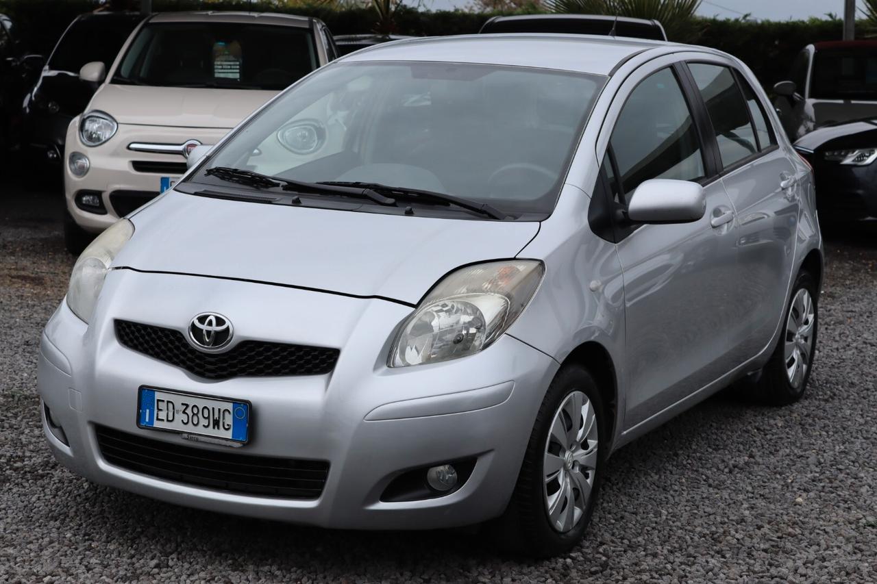 Toyota Yaris 1.4 D-4D DPF 5 porte