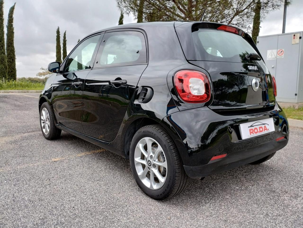 Smart ForFour 70 1.0 Passion