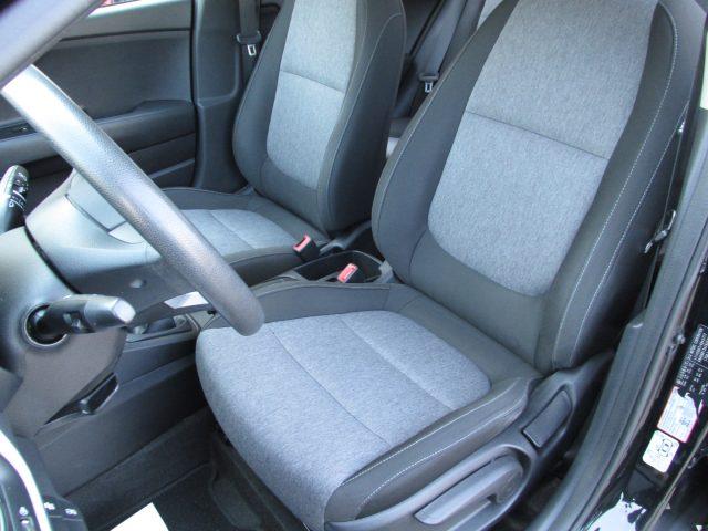 KIA Stonic 1.6 CRDi 110cv Urban -BiColor-Ok NEOPAT.- EURO 6/B