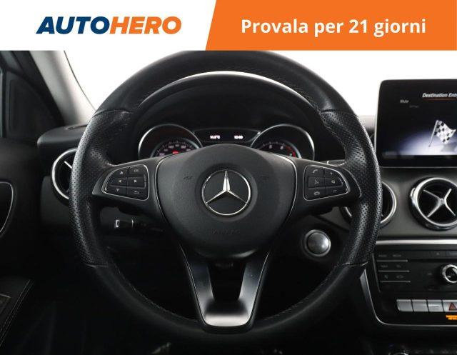 MERCEDES-BENZ GLA 180 Sport