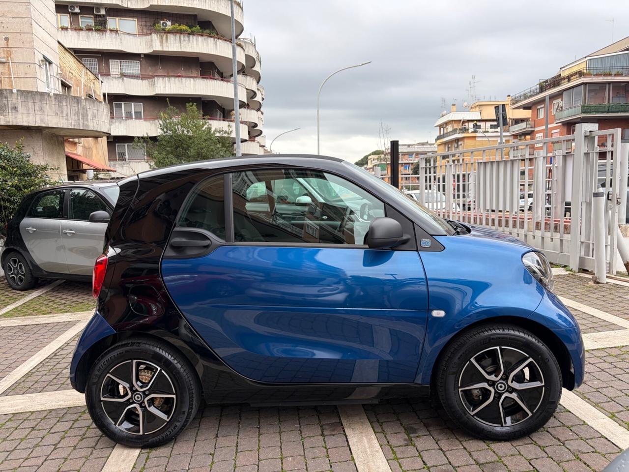 Smart ForTwo EQ Passion - SOLO 9.418 !!