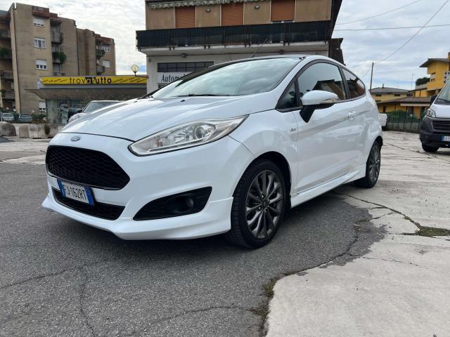 Ford Fiesta 3p 1.5 tdci ST-line 75cv OK NEOPATENTATI