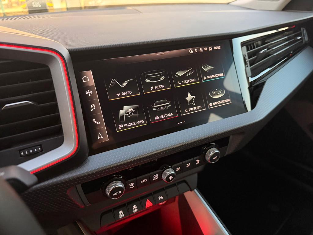 Audi A1 Sportback 30 1.0 tfsi Adrenaline 116cv