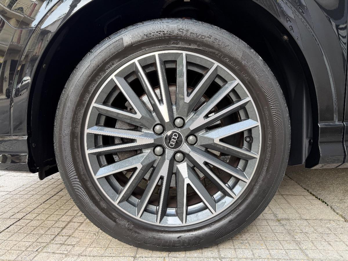 Audi Q3 Sportback 40 TDI Quattro S-line Identity Black 200 CV