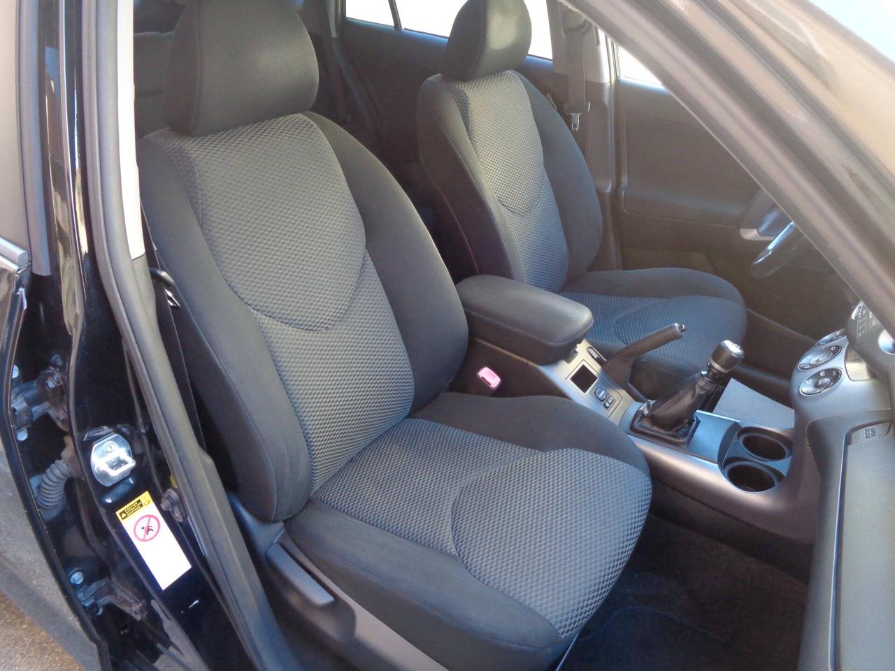 Toyota RAV4 2.2 D-4D 136CV Sol (Finanziabile)