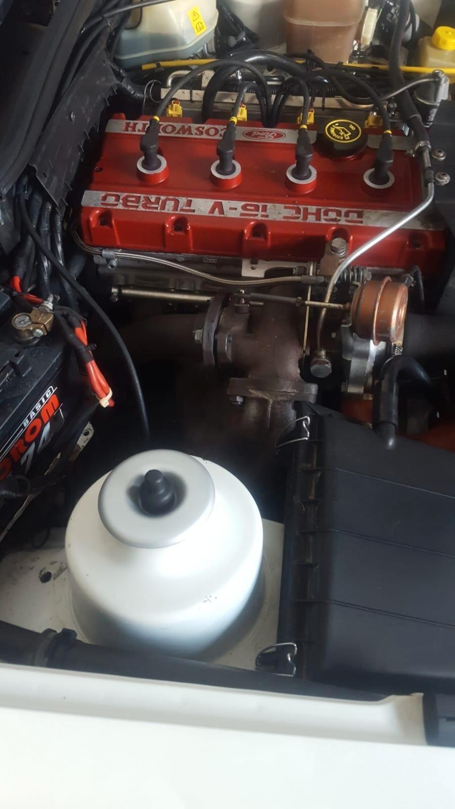 Ford Sierra 2.0i turbo 16V 4p. RS Cosworth Executive