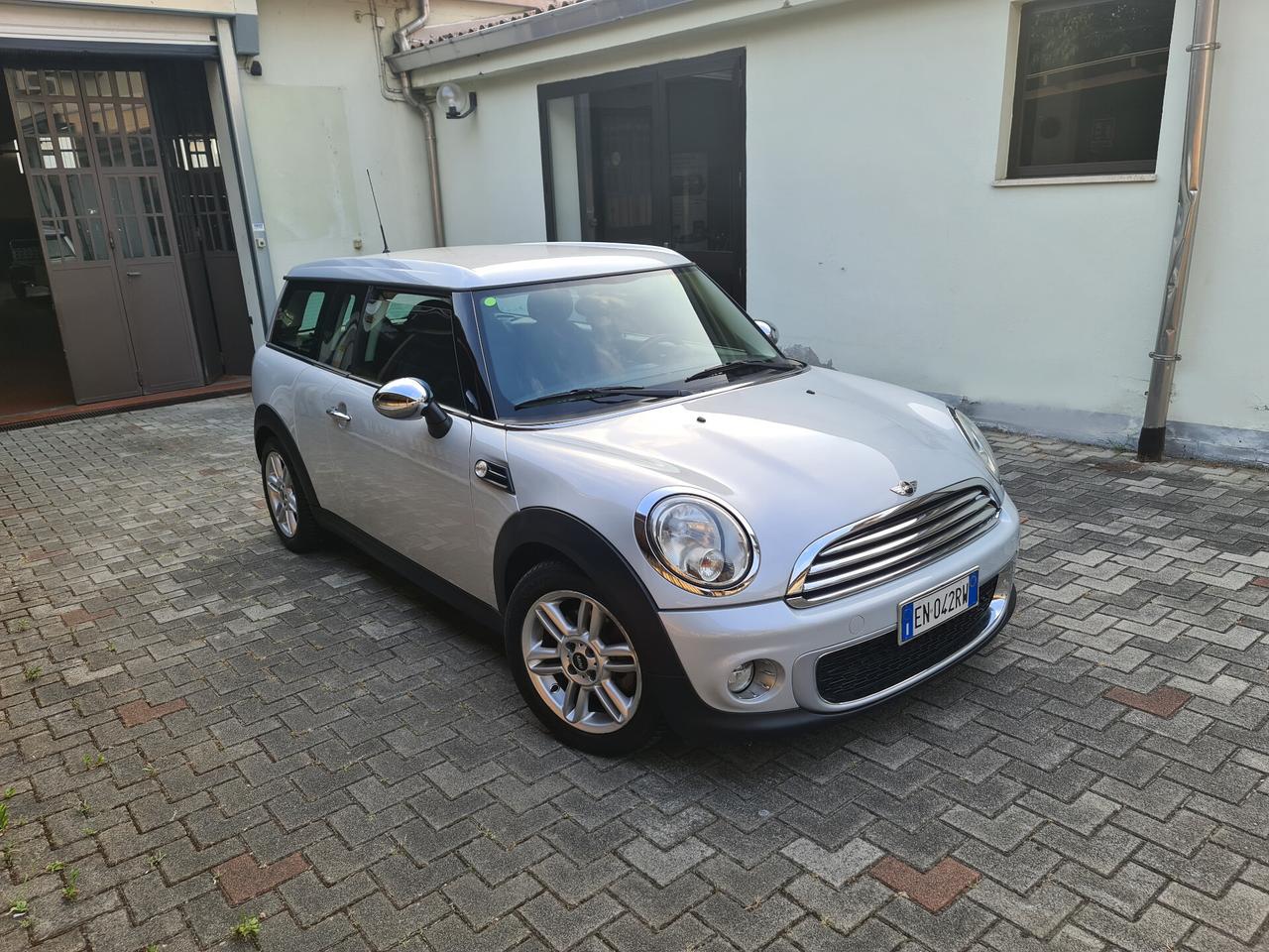 Mini Cooper D Clubman Aut. - km certif.