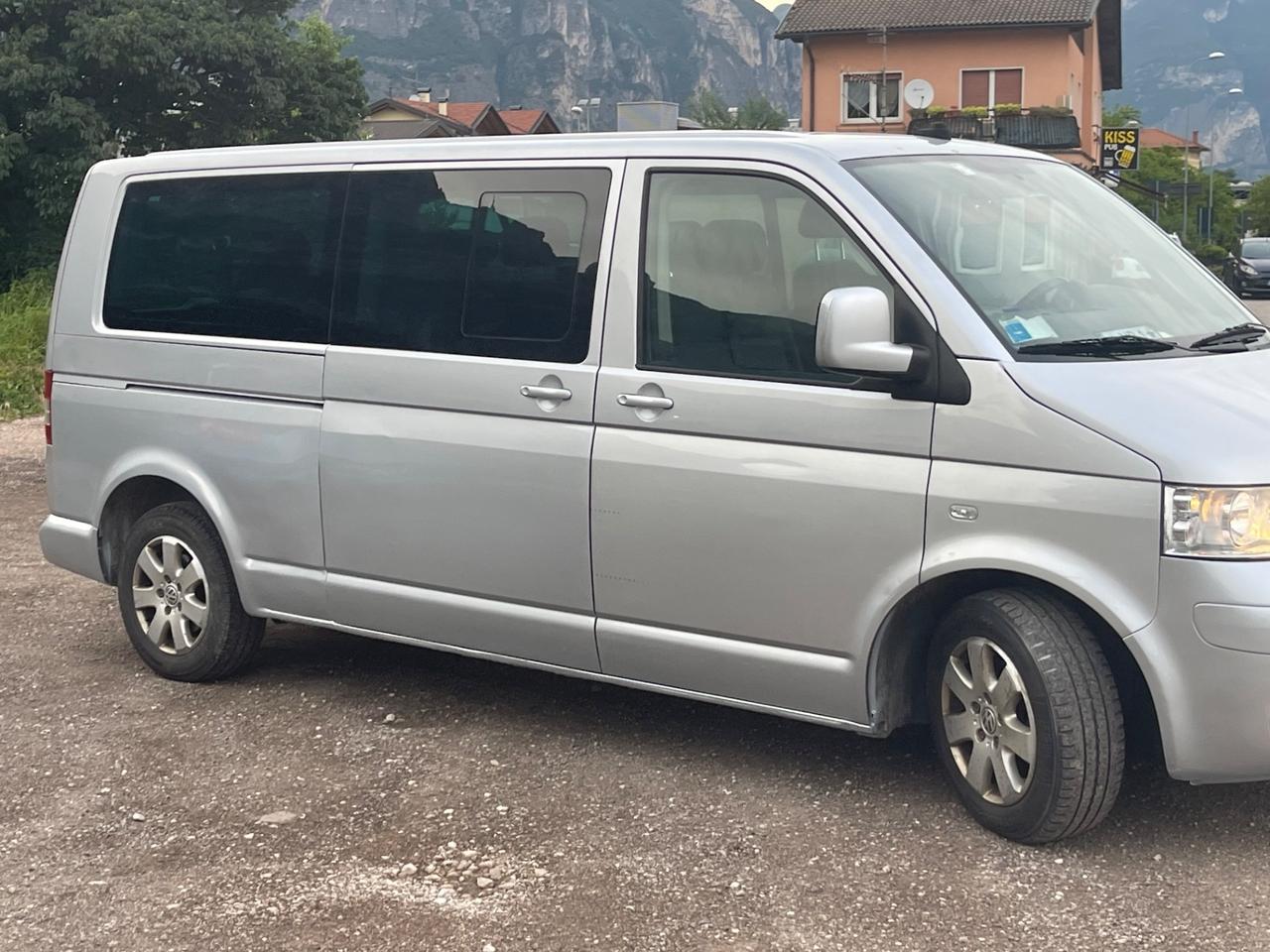 Volkswagen Caravelle/Multivan CARAVELLE