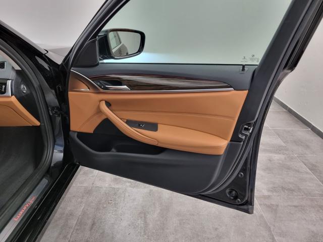BMW 520 d xDrive Touring Luxury