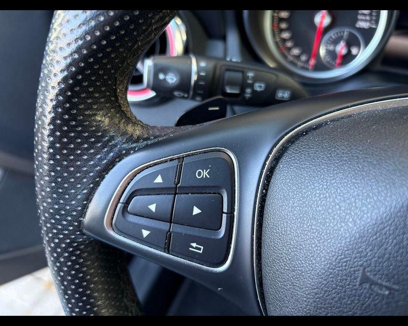 Mercedes-Benz GLA GLA 200 d Automatic Night Edition