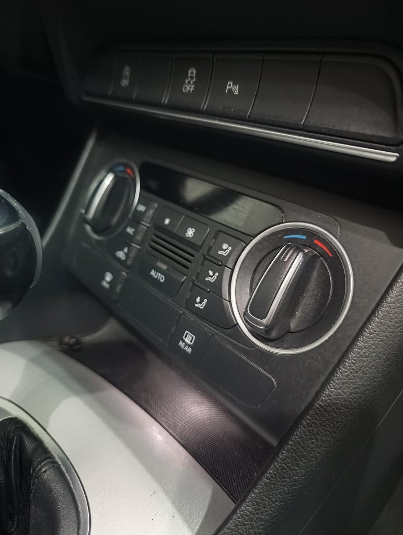 Audi Q3 2.0 TDI 150 CV S tronic