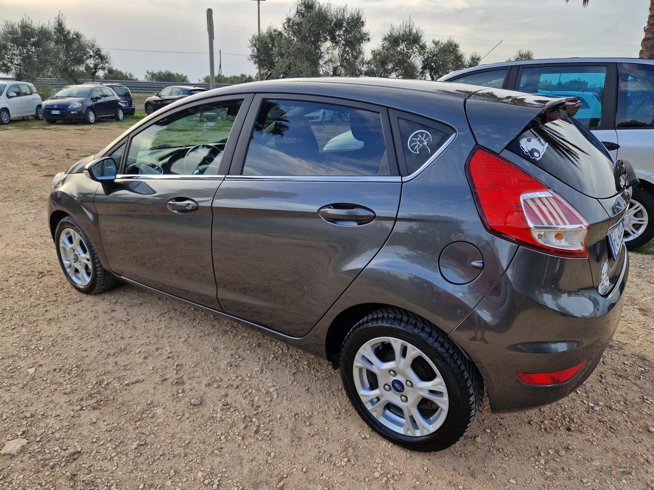 Ford Fiesta 1.4 GPL Business - 2016