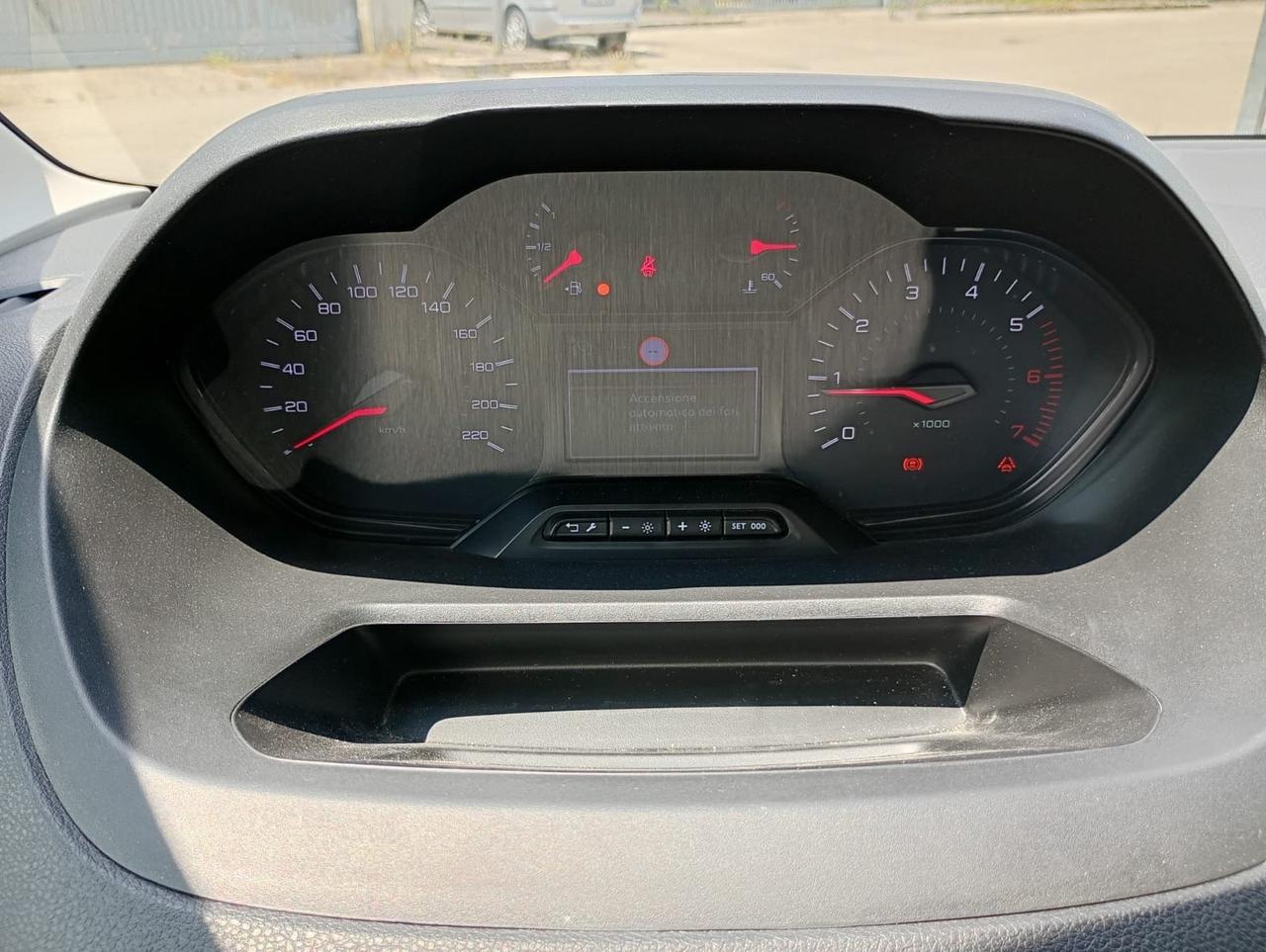 Peugeot Rifter Mix BlueHDi 100 S&S PC Active Standard