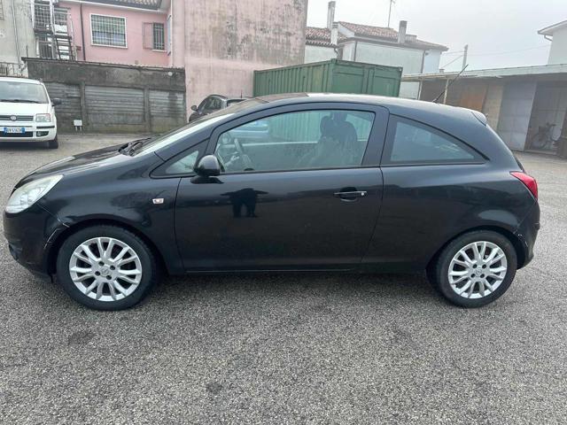 OPEL Corsa 1.2 3 porte Club