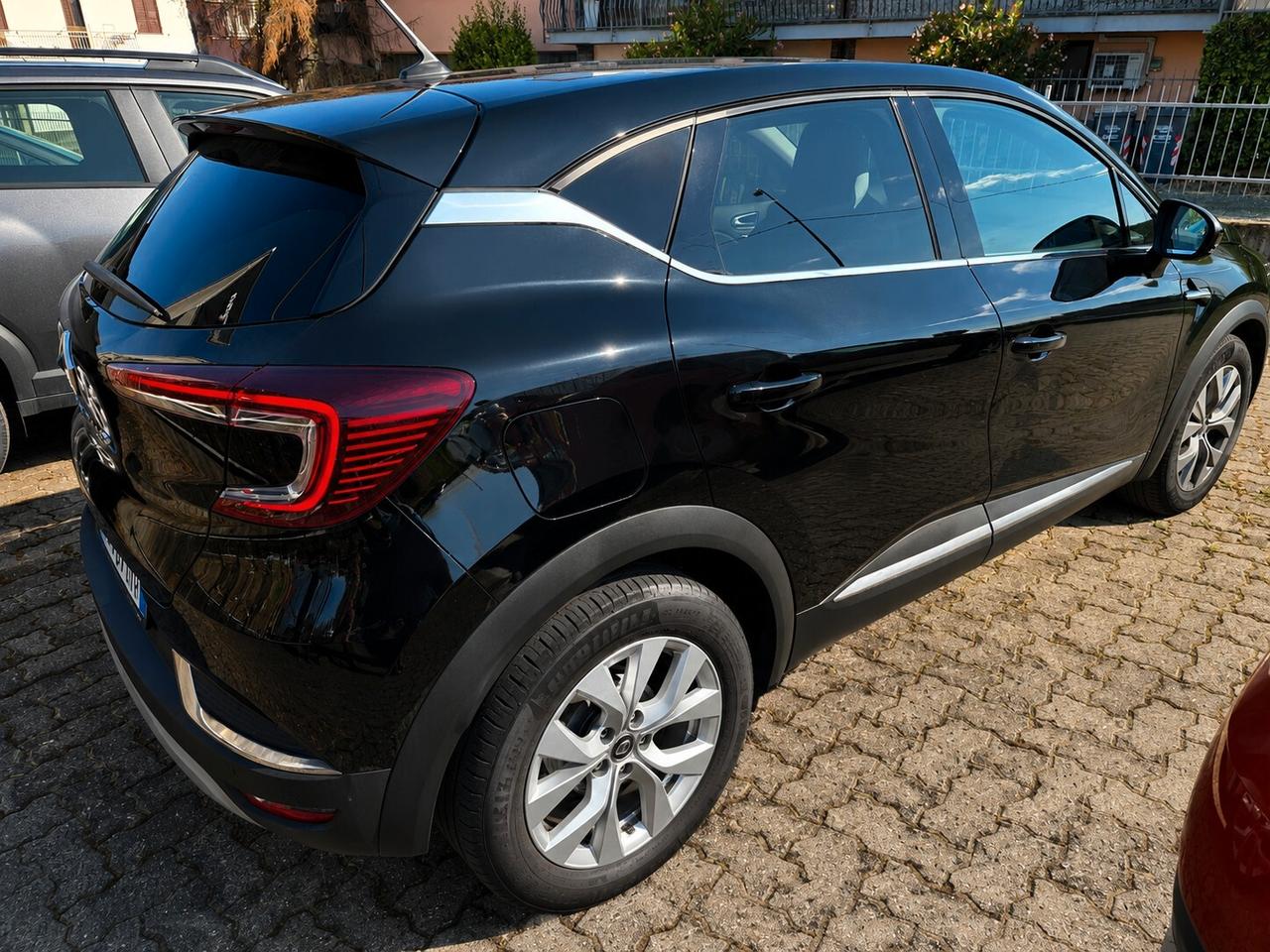 RENAULT CAPTUR