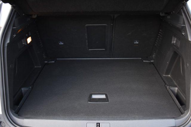 PEUGEOT 3008 BlueHDi 130 S&S EAT8 Allure