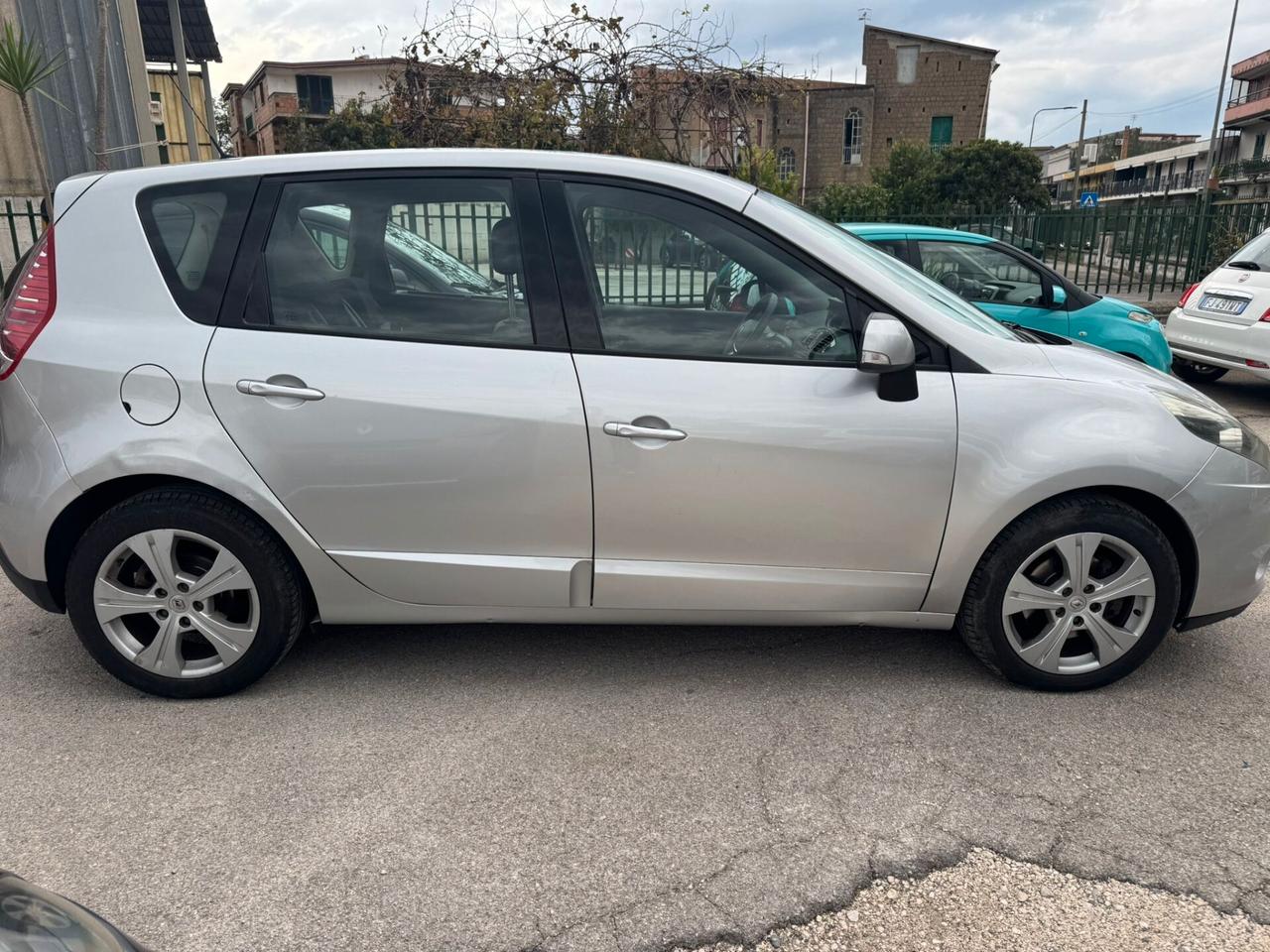 Renault Scenic Scénic X-Mod 1.6 dCi 130CV Luxe