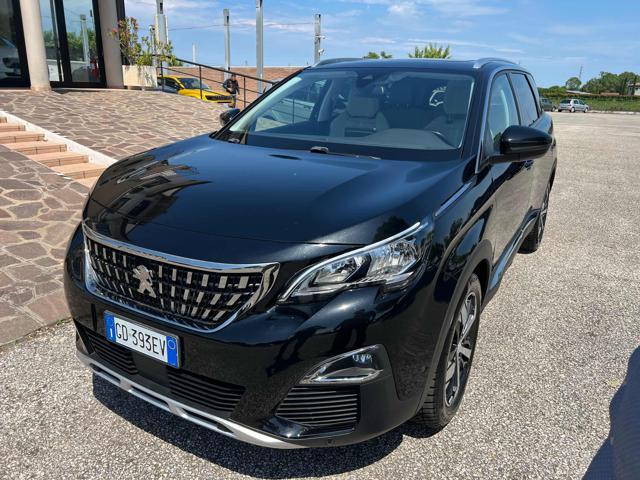 PEUGEOT 5008 BlueHDi 130 S&S EAT8 Allure