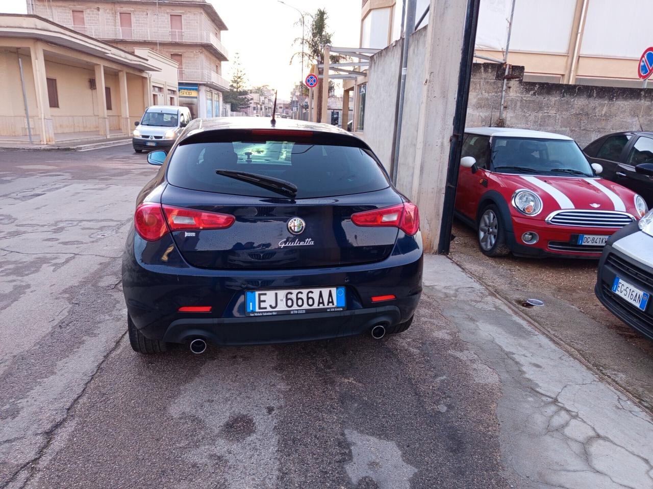 Alfa Romeo Giulietta 2.0 JTDm-2 140 CV Distinctive