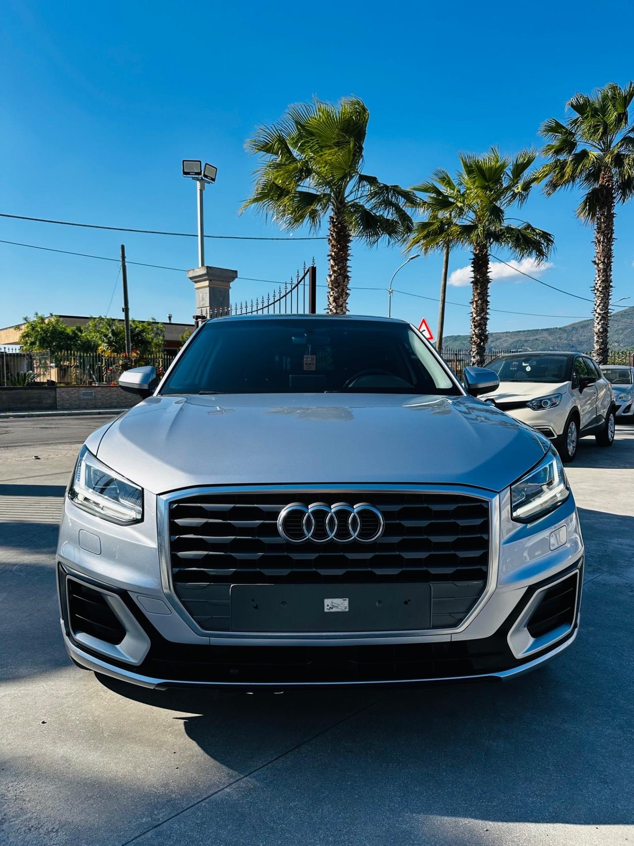 Audi Q2 30 TDI Business
