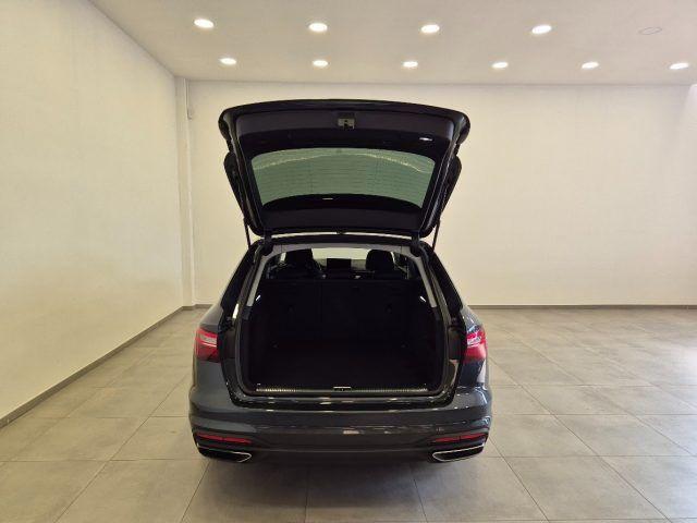 AUDI A4 Avant 35 TDI S tronic Business - Carplay - Sensori