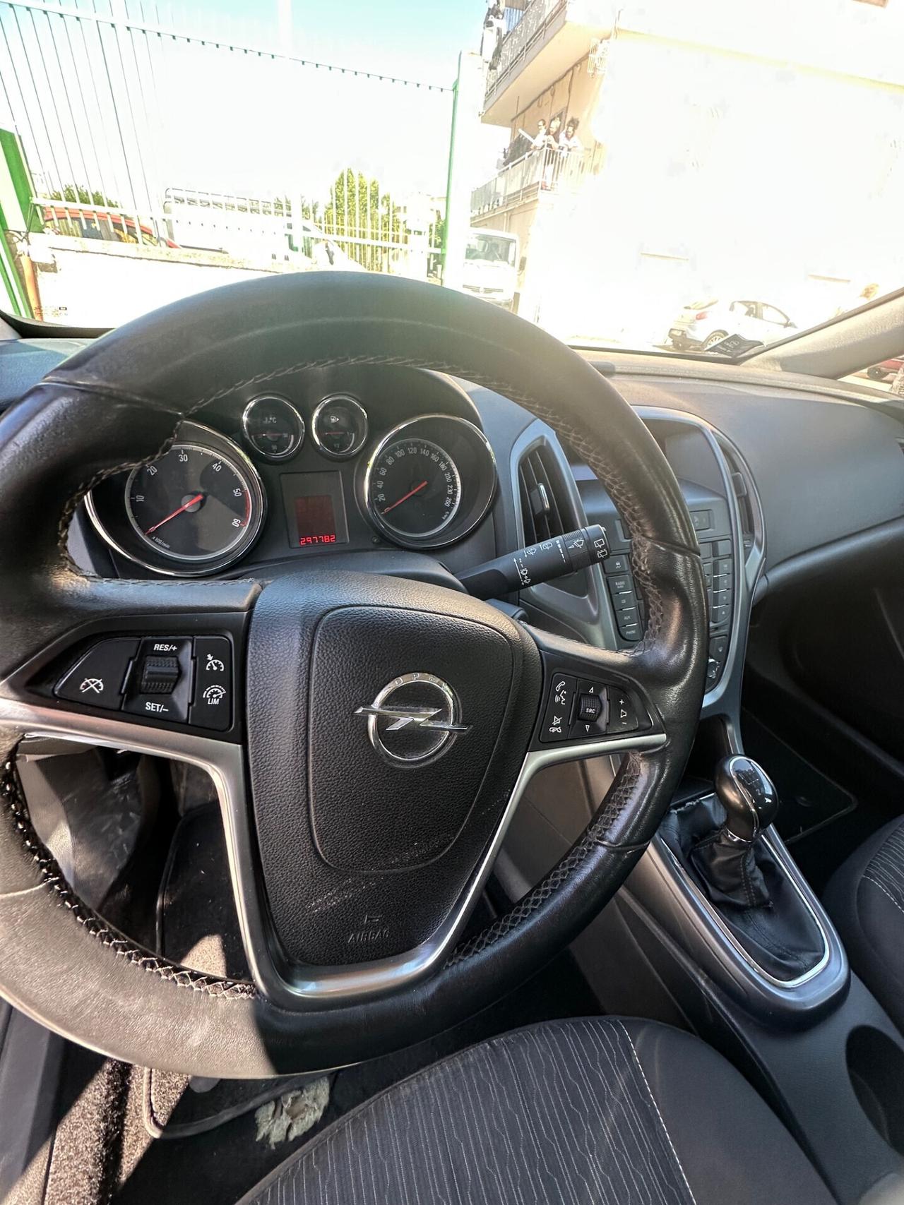 Opel Astra 1.7 CDTI 110CV Sports Tourer Cosmo