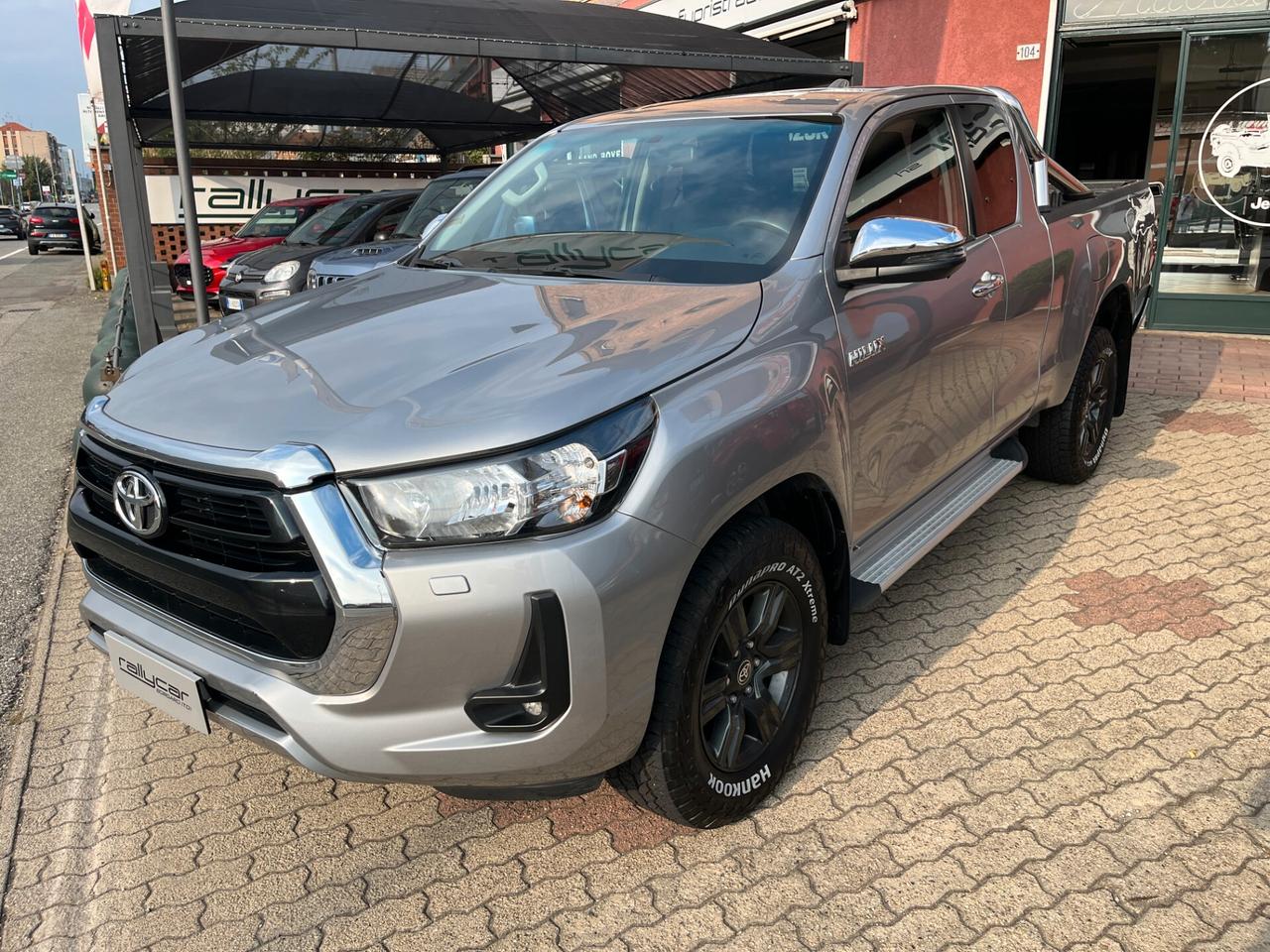 Toyota Hilux 2.4 D4D 4WD 2+2p cassone lungo - 35.000km