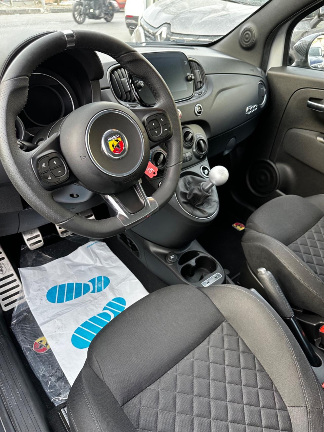 Abarth 595 1.4 Turbo T-Jet 165 CV