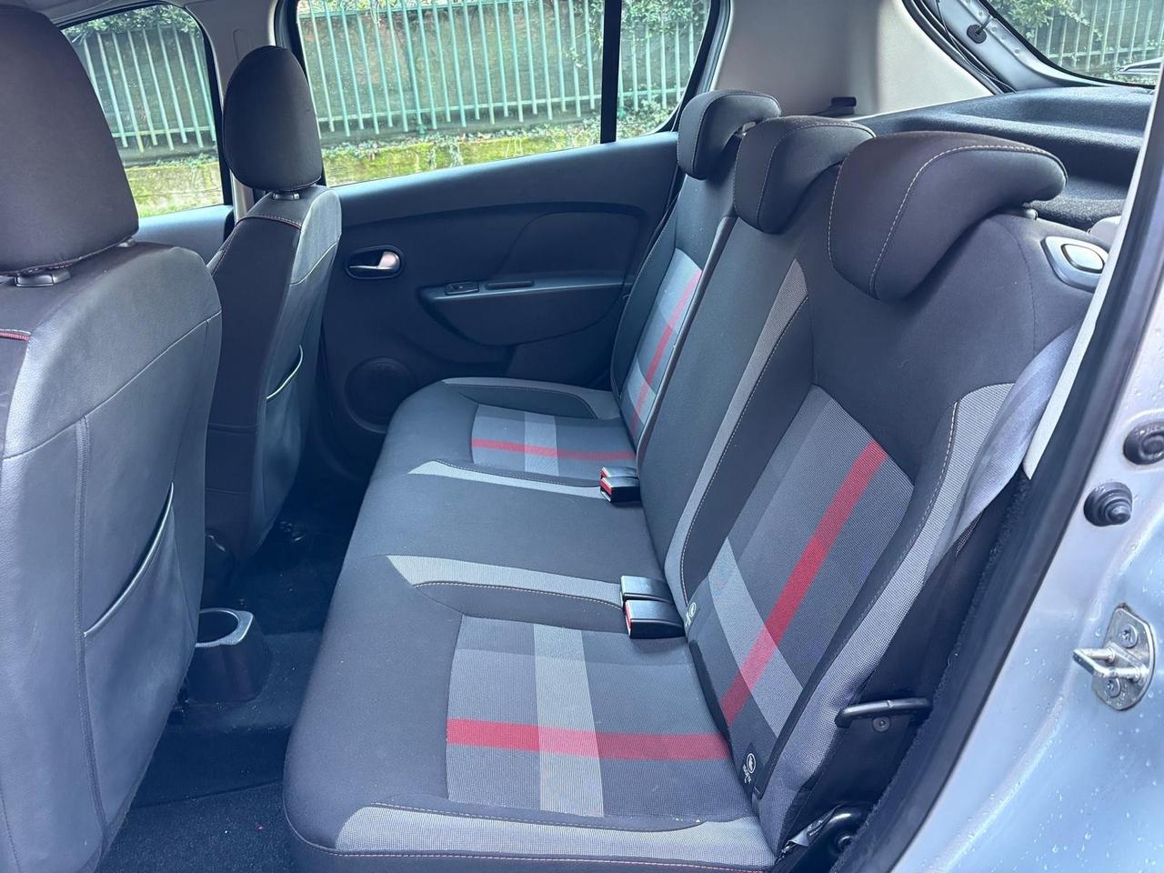 Dacia Sandero Stepway 1.5 Blue dCi 95 CV Comfort