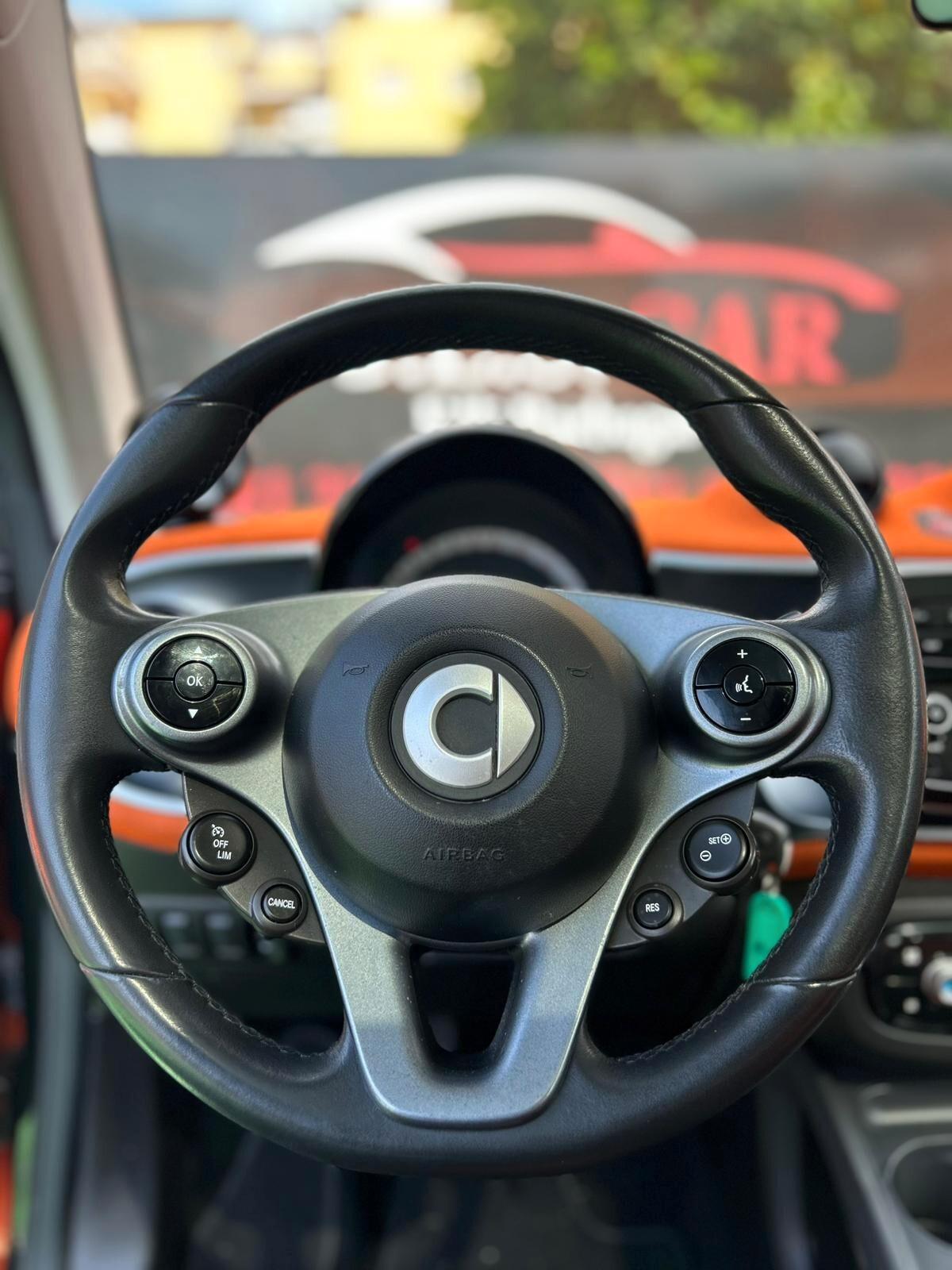 Smart ForTwo 1.0 benzina 71 CV Passion