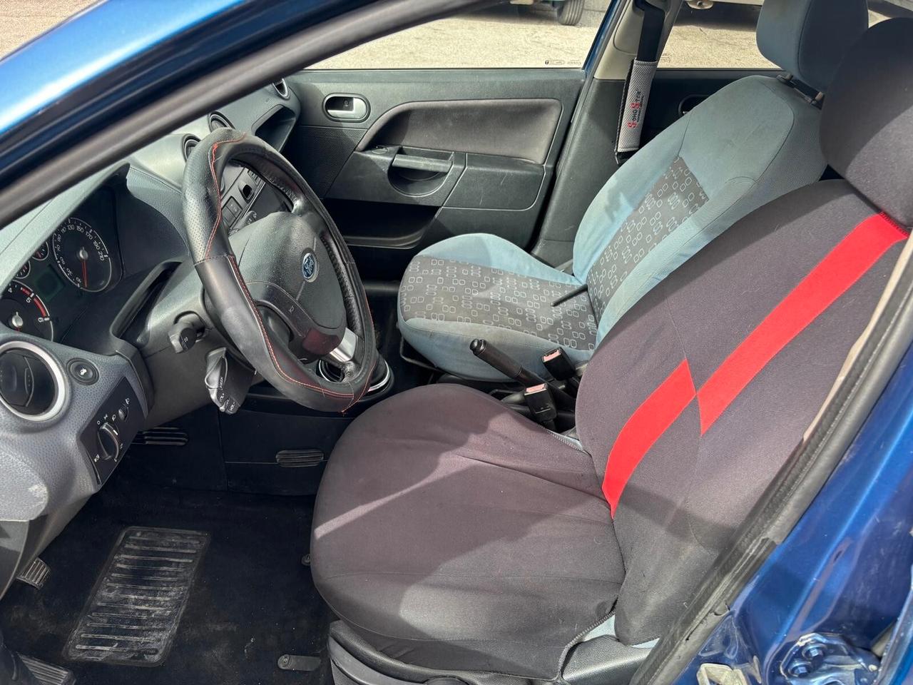 Ford Fiesta 1.4 TDCi 5p. Ghia