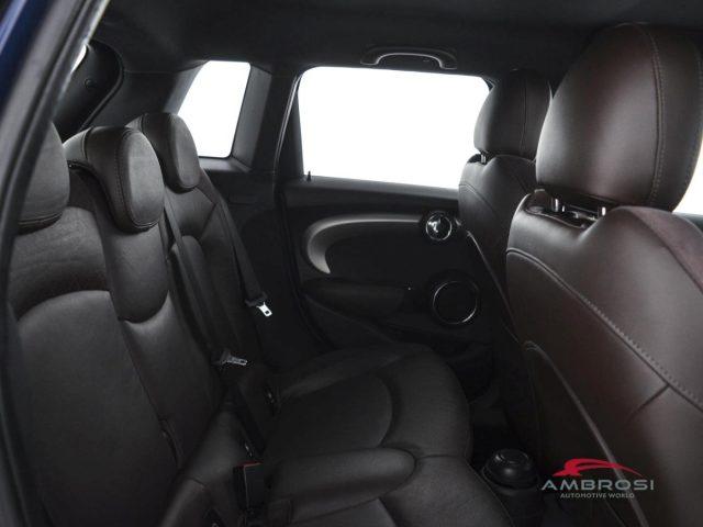 MINI Cooper D 5 porte Cooper 1.5